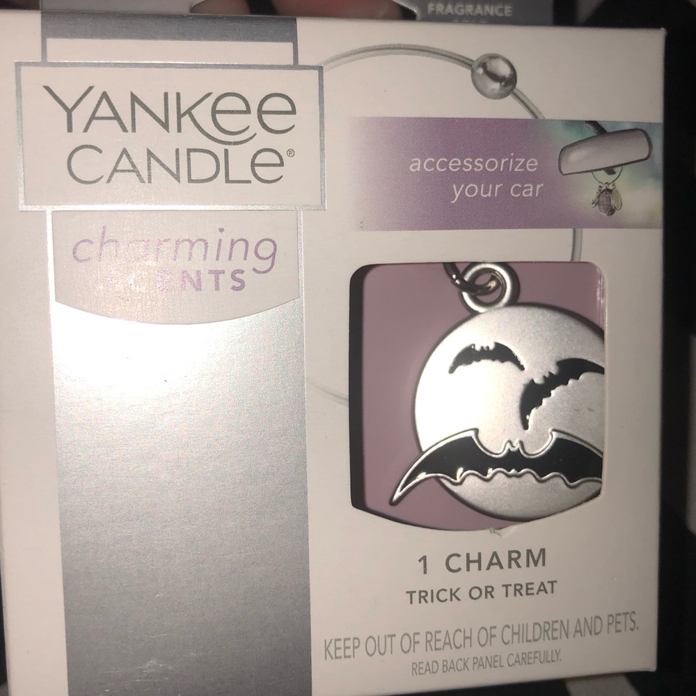 Yankee Candle Charming Scents Trick Or Treat Charm, New In Box - Picture 4 of 5